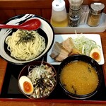 俺の中華たなか家 - 「つけめん味噌」と「まかない飯」着盆＼(^o^)／