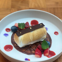 ザ タヴァン グリル＆ラウンジ - 