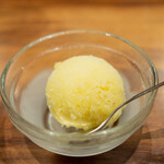 新橋 いっぱし - パインのシャーベット