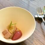 アコルドゥ - アペリティフ
      『醤酢に蒜 搗き合てて 鯛願う　我にな見えそ 水葱の羹』
      