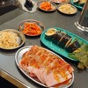 tareyakinikutotsutsumiyasainosemmontenyakinikukuruton - 普段の焼肉屋さんとは違った感じが