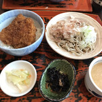 神楽坂 九頭龍蕎麦 - 福井名物ソースかつ丼セット
            美味しいんだけど…私はハマりませんでした