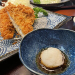 Tonkatsu Bashamichi Sakura - 鱧フライとヒレかつ定食1,480円はおろしポン酢ろし