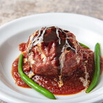 Enjoy the main dish of the day! A short course where you can enjoy the main dish of domestic brand meat. "COREDO course"