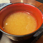 Tonkatsu Bashamichi Sakura - あじフライとロースかつ定食1,580円につくお味噌汁（お替りOK）