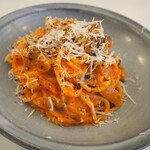 qui - トマトカルボナーラ