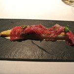 フロリレージュ - ホワイトアスパラガスの塩釜焼きソースベアルネーズ