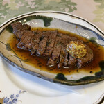 プティレストラン宮本 - 牛肉のたたき風
