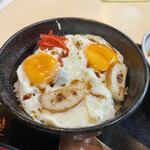 Toukyou an - 目玉焼き丼