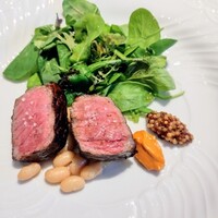 La Brianza - 千葉県産和牛内もも炭火焼き檜の香りロメスコソースタスマニア産粒マスタード。素材の良さ感じて。次はスーシェフいらっしゃるといいな〜