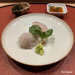 御料理 寺沢 - 真鯒と眞子鰈の造り 割醤油とちり酢とともに