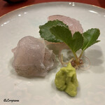 御料理 寺沢 - 真鯒と眞子鰈の造り 浜防風のあしらい