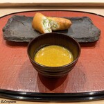 御料理 寺沢 - 菱蟹の身と香豆の春巻とかにみそソース