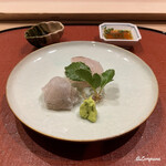 御料理 寺沢 - 真鯒と眞子鰈の造り 割醤油とちり酢とともに