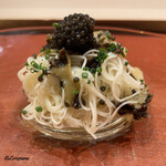 御料理 寺沢 - 蒸し鮑と超極細手延べ素麺とたっぷりのキャビア
