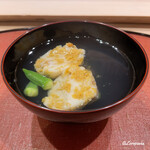 御料理 寺沢 - 生海胆と卵白だけで造られた真薯