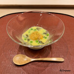 御料理 寺沢 - 車海老､蓴菜､碓井豌豆､生海胆の玉蜀黍の摺り流し