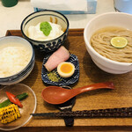 Chuuka Soba Mugiemon - ひやかけとろろ中華そば*･゜ﾟ･*:.｡..｡.:*･'(*ﾟ▽ﾟ*)'･*:.｡. .｡.:*･゜ﾟ･*