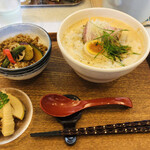 中華そば麦右衛門 - 