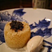 表参道 HYENE - ２年熟成キタアカリ 　フォンダンショコラ仕立て　高知県産　春キャビア　アンチョビクリーム