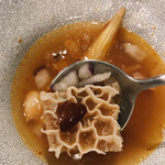 Nose to Tail - ハチノスの夏みかん添えスープ