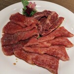 焼肉あきら - 本日の厳選タレ肉３種盛り-トモサンカ・リブマキ・ハラミ-