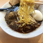 Ekimae Yappa Shokudou - 縮れ麺。