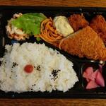 ディオ - 牡蠣＆シーフードフライ弁当 (税抜)184円 ※開封後 (2022.08.03)