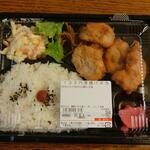 ディオ - 唐揚げ弁当 (税抜)184円 (2022.08.03)