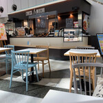 エスプレッソ アメリカーノ - オープンで可愛くて良いとこです。