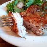 BB tetsugakudo Jazz&Cafe - 鶏、美味しい