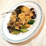 盤古茶屋 - 木須肉（７５０円）タマゴとキクラゲの肉野菜炒め。山東（北京）料理の炒め物の典型２０１３年３月