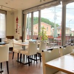 廣聚隆 - 店内イメージ