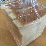 ケーワン - 初購入の食パンは4枚切りにしてもらいました