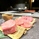 西麻布 焼肉 X - 