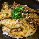 北海道マルハ酒場 - 本当に焼肉屋で食べているような丼！