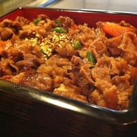 近江牛専門店 れすとらん 松喜屋 本店 - 焼肉重ランチ¥3000
                    近江牛うまーーーーーぃ！！