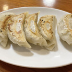 中国家庭料理 誠苑 - 焼餃子¥500