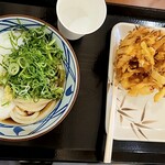 丸亀製麺 - トロ玉とかき揚げ