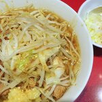 ラーメン二郎 - ラーメン半分＋ニンニク多め＋白ネギ