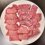 花田流焼肉 炭家 - 