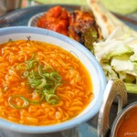 す～さんのインド料理 ナマステ スーリヤ - 2021年12月　ナマスティセットのカレーラメン。ラーメンではないよ