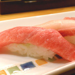 すしなが田 - 料理写真:落ち着いた店内で美味しいお寿司をどうぞ♪