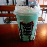 クレープアンドカフェ ヴァーチュ - 2022.07 チョコミントフラッペ(￥550)。
      去年飲まなかったけど今年は宣言通りいただきました！