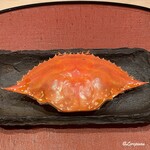 御料理 寺沢 - 菱蟹の甲羅に覆われ
