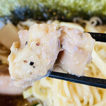 横濱家系ラーメン 幸家 - 鶏肉♫ ちょっと固めで残念（−＿−；）