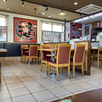 横濱家系ラーメン 幸家 - 店内♫