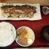 Sutando Genchan - かつおのっけ盛りと鶏唐揚げ定食