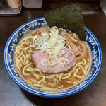 兎に角 - ラーメン普通（880円）