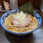 兎に角 - ラーメン普通（880円）